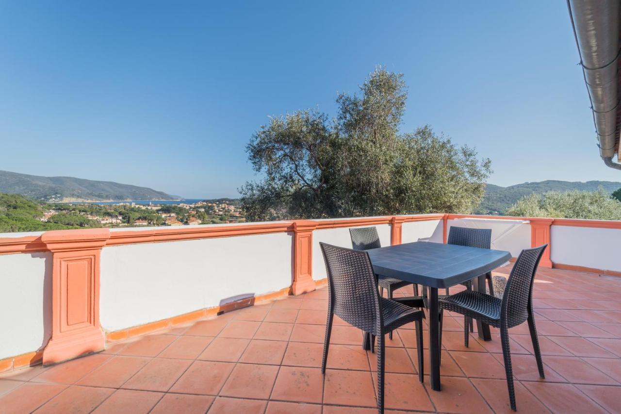 La Palazzina Nel Verde - Goelba Casa Alzi Екстериор снимка