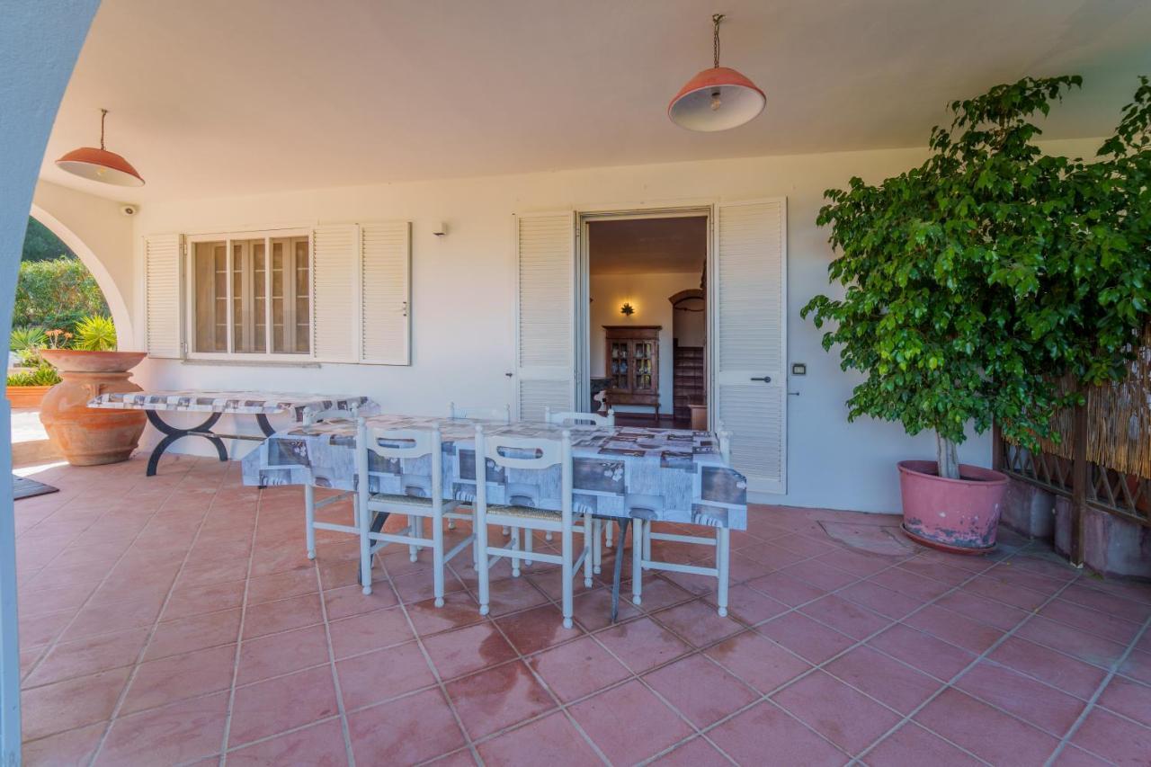 La Palazzina Nel Verde - Goelba Casa Alzi Екстериор снимка