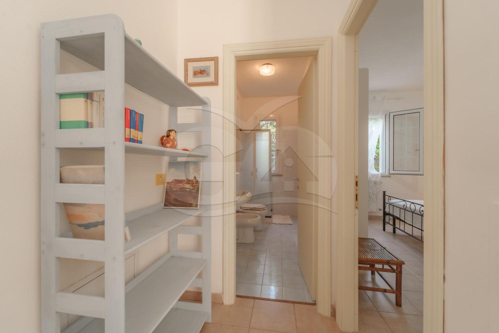 La Palazzina Nel Verde - Goelba Casa Alzi Екстериор снимка